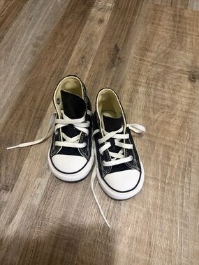 Converse Black and White Kids Low-Top Sneakers